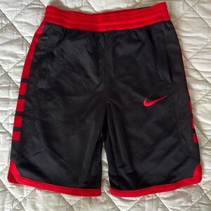 Boys size L Nike standard fit shorts
